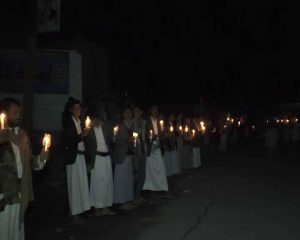 4وقفة-بالشموع-مديرة-الوحدة