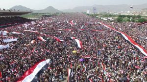 حشود-الشعب-في-ميدان-السبعين-02