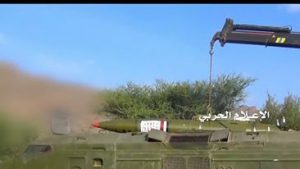 14238345_1570391569934547_2491470017685125004_n